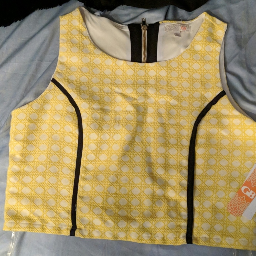 Crop top